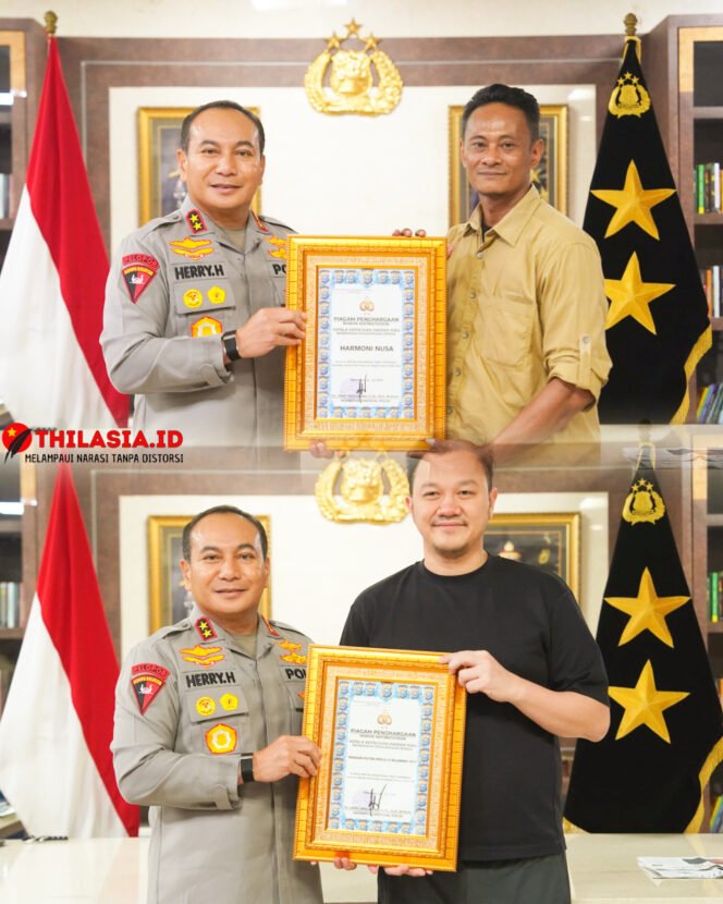 
					Kapolda Riau Beri Penghargaan Dua Yayasan, Apresiasi Kontribusi Bangun Jembatan Merah Putih Presisi