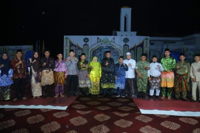 
LPTQ Siak Buka Pelatihan Al-Qur’an Gratis, Wabup Syamsurizal Ajak Masyarakat Tingkatkan Kemampuan