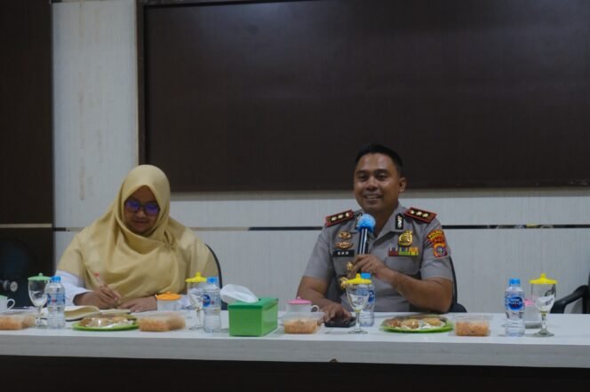 
Kapolres Bengkalis Turun Langsung Temui Warga, kumpul langsung bersama masyarakat menjaga Kamtibmas