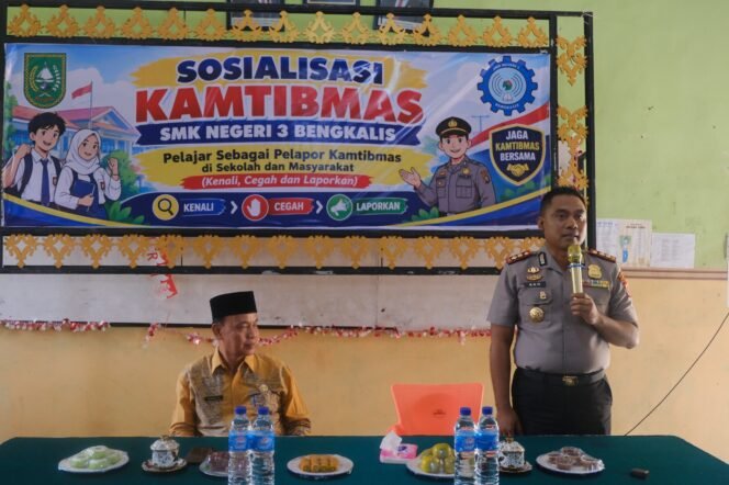
					Gelar Program “POLIDIK” Serentak Hingga Polsek Jajaran, Polres Bengkalis Edukasi Pelajar Cegah Bullying, Narkoba, Hingga Judi Online.