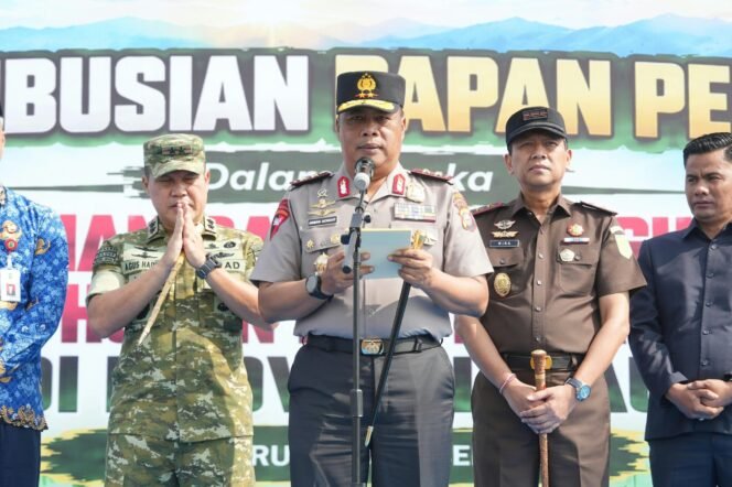 
					Karhutla Mereda, Polda Riau Siapkan 260 Plang Cegah Kebakaran Berulang