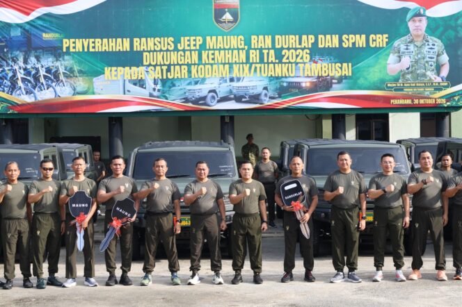 
					Pangdam XIX/Tuanku Tambusai Pimpin Penyerahan Kendaraan Dinas, Perkuat Kesiapan Operasional Satuan